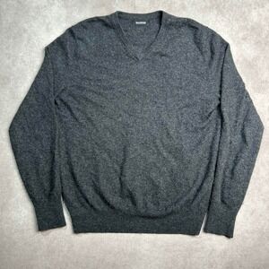 Naadam Mens 100% Cashmere V-Neck Sweater Charcoal Gray Heather Size Medium